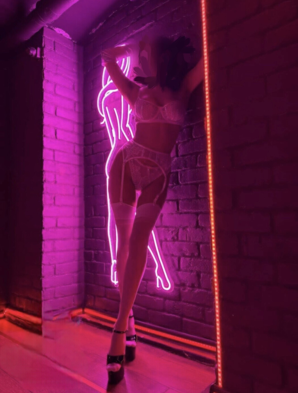 Элина: проститутки индивидуалки в Омске