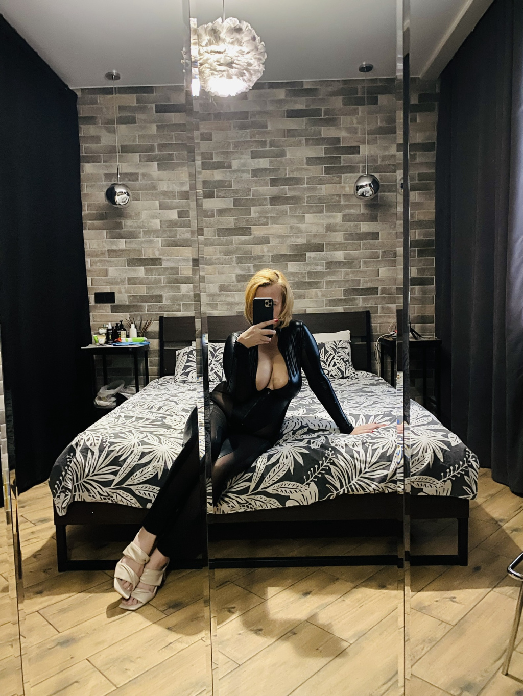 Анна: проститутки индивидуалки в Омске