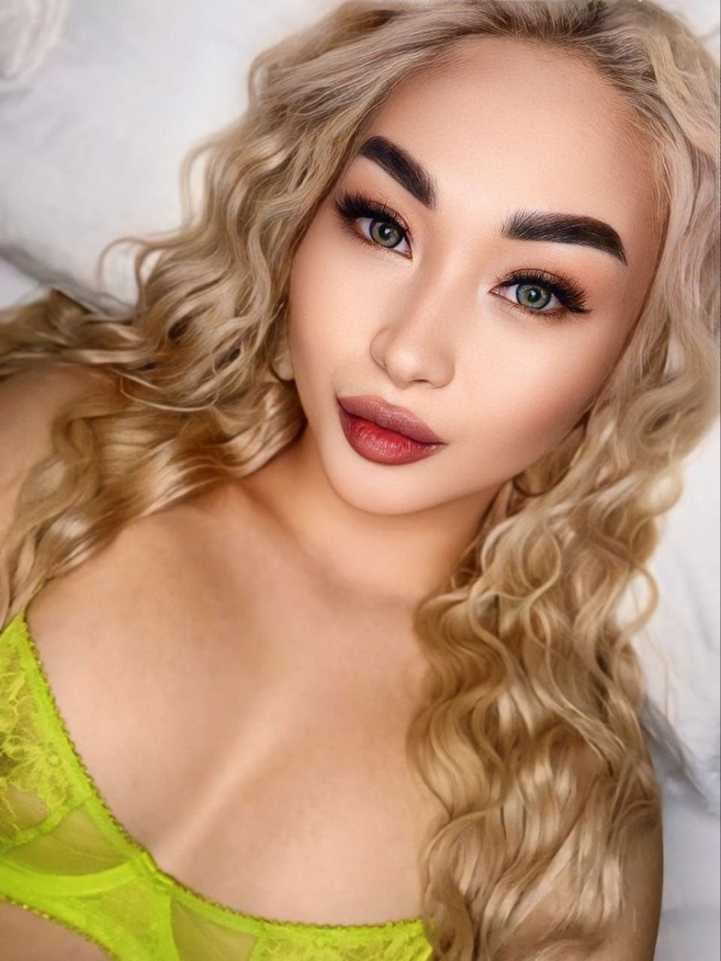 Потрясающая Аня: проститутки индивидуалки в Омске