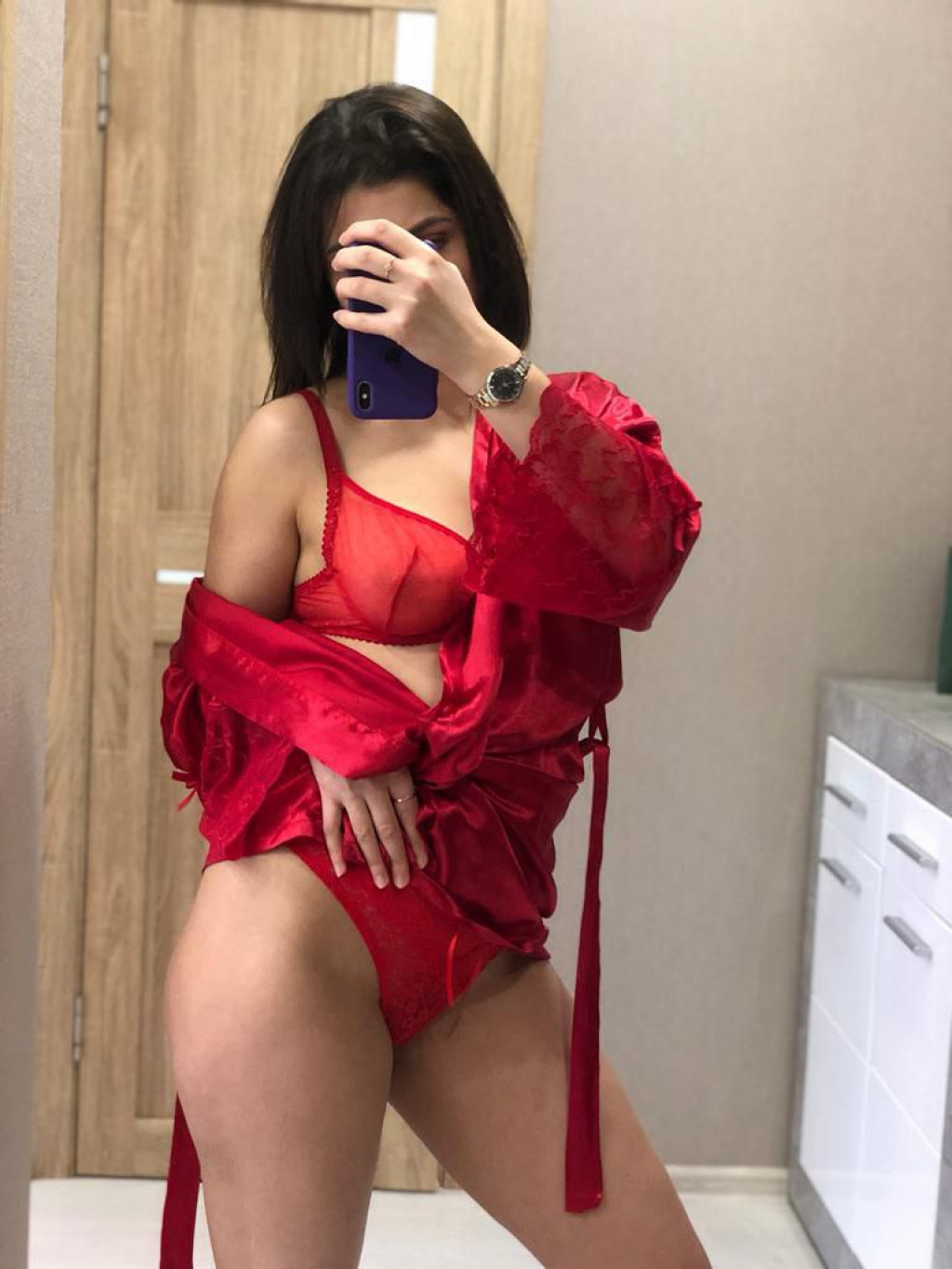 Люблю анал: проститутки индивидуалки в Омске