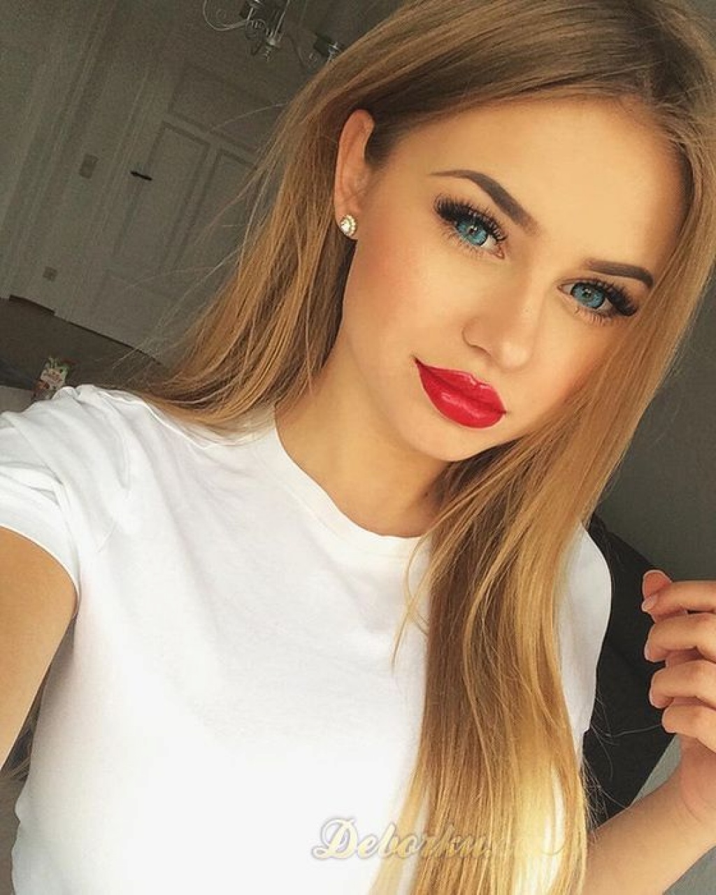 Маргарита VIP: проститутки индивидуалки в Омске